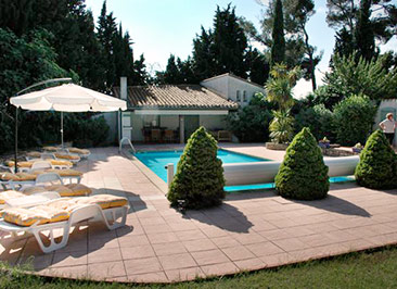 French House party pool